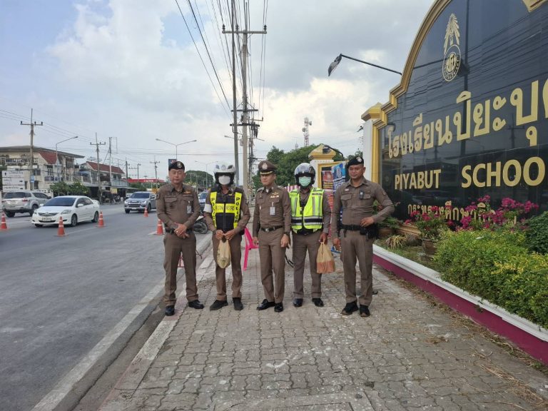 พล.ต.ต.อภิรักษ์ เวชกาญจนา ผู้บังคับการตำรวจภูธรจังหวัดลพบุรี