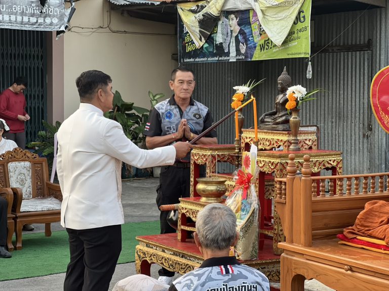 ผกก.สภ.บ้านหมี่ ภ.จว.ลพบุรี ร่วมประเพณี ตักบาตร วันขึ้นปีใหม่ 2569